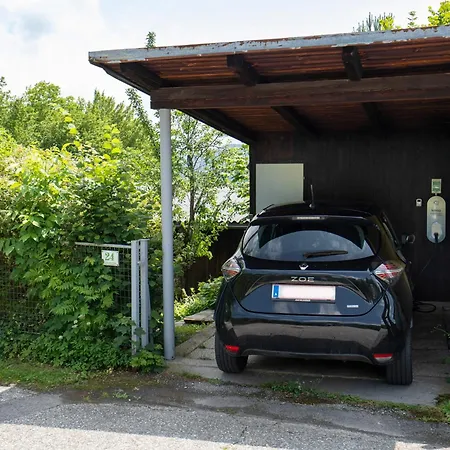 Mit Traumhaftem Seeblick